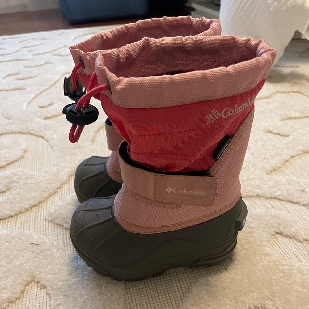 Columbia girls’ winter boots